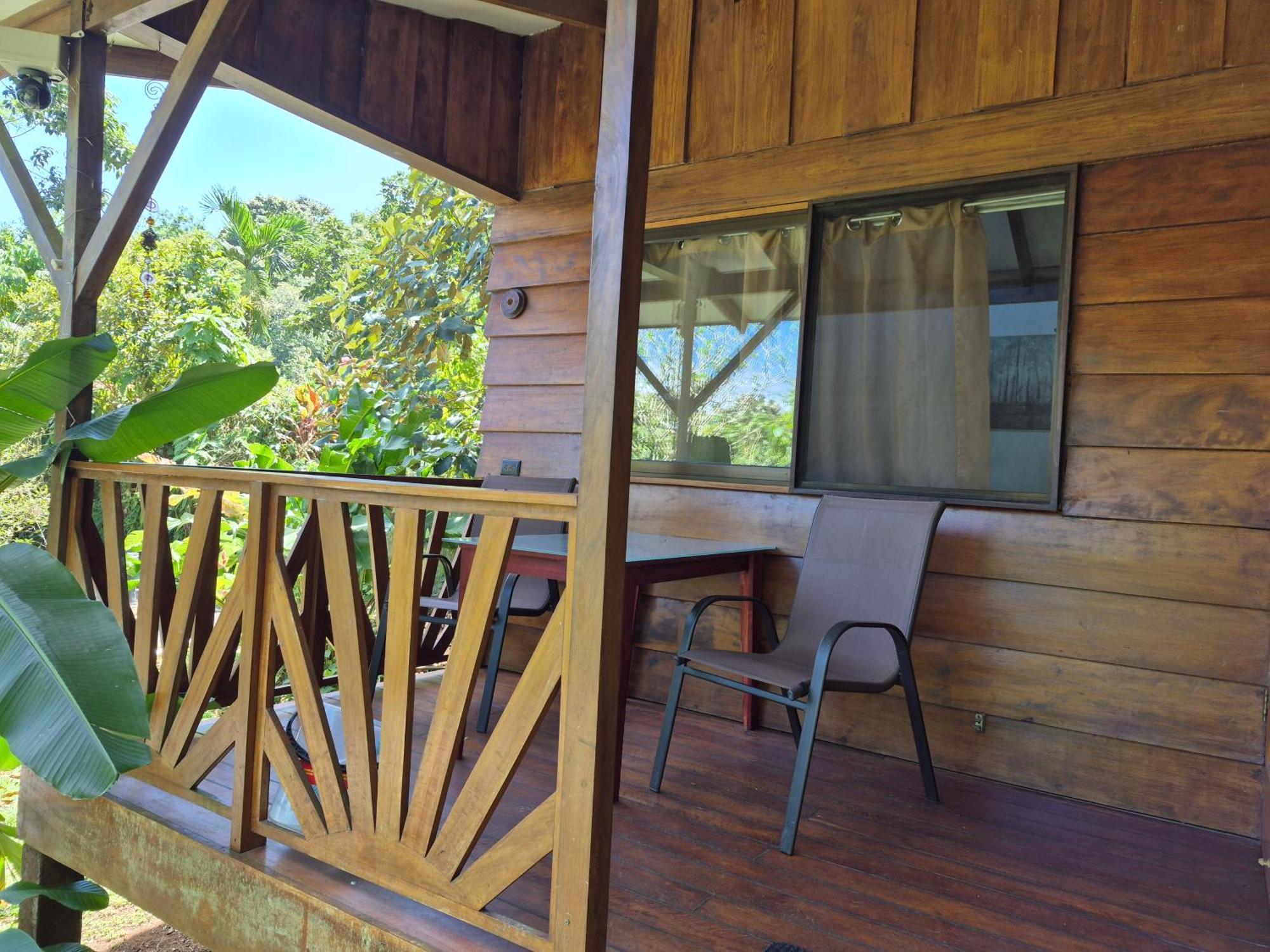 Bed and Breakfast Centro Ananda Guápiles Exterior foto